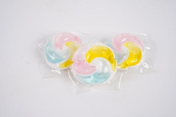 Three Cavity Laundry Pods Laundry Capsules Clean Sterilization Mite Removal Multi Effect Fragrance Beads